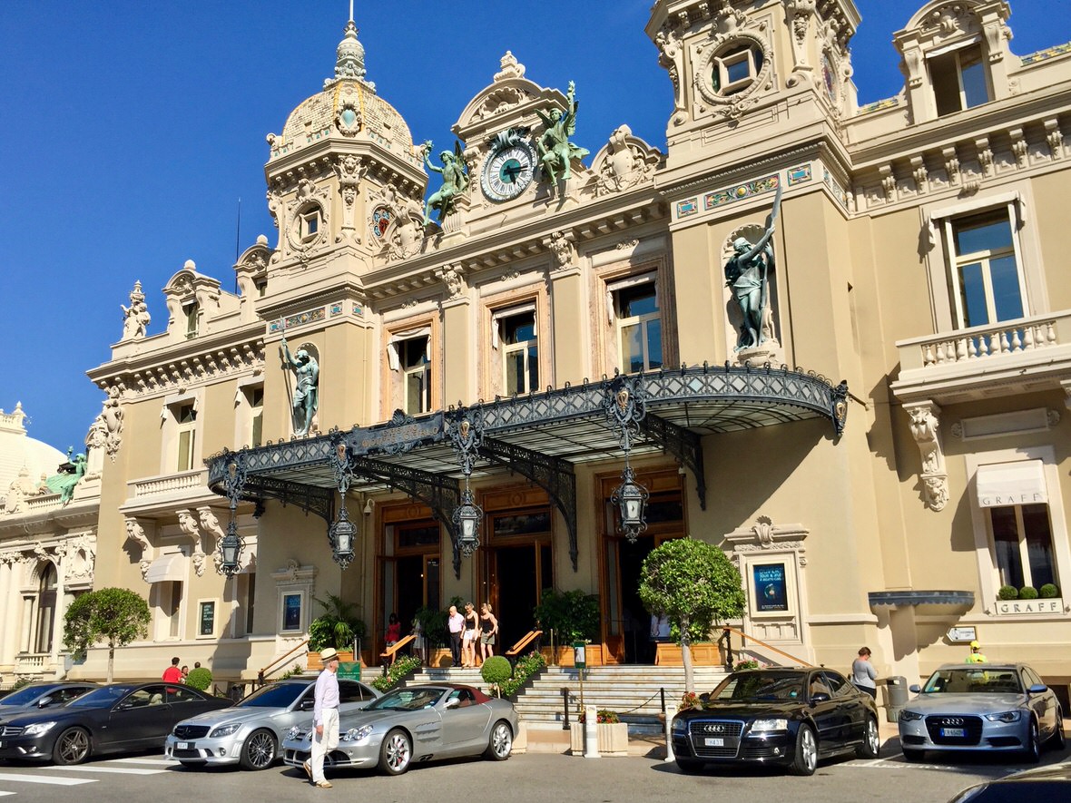 7 Elite Luxury Casino Destinations for High-Rollers in 2025